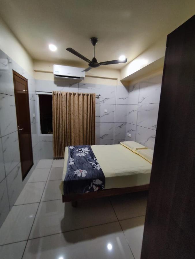 Quilon Residency Kollam公寓 外观 照片